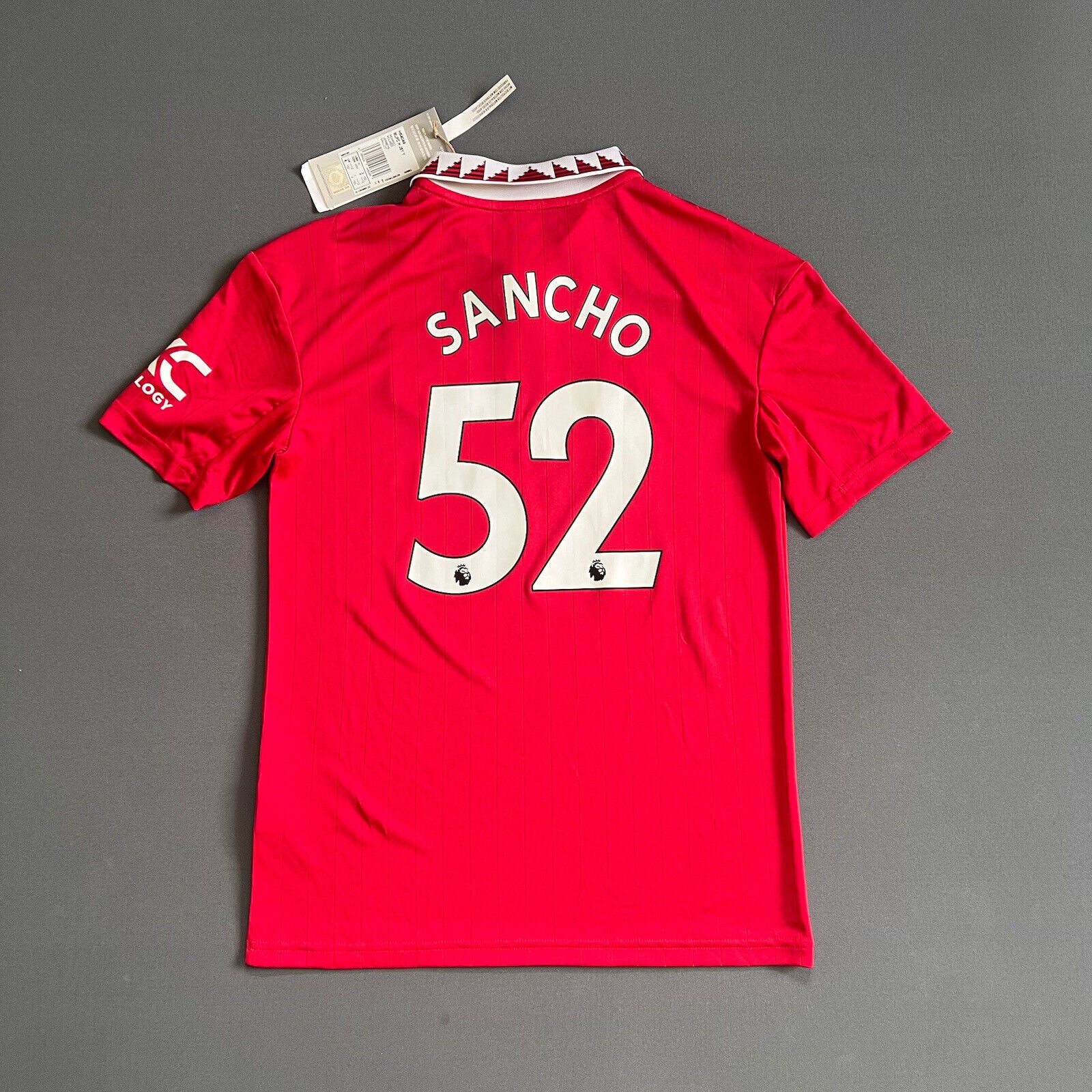 Sancho Manchester United Jersey 22-23 Home Size M Boys Adidas Football Shirt