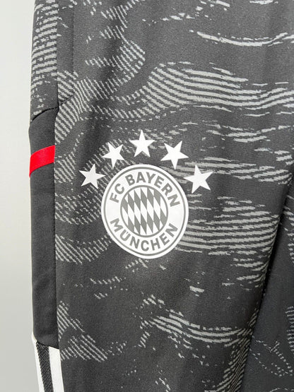 Bayern Munich Training Pants Football Soccer Adidas HF1394 Mens Size XS