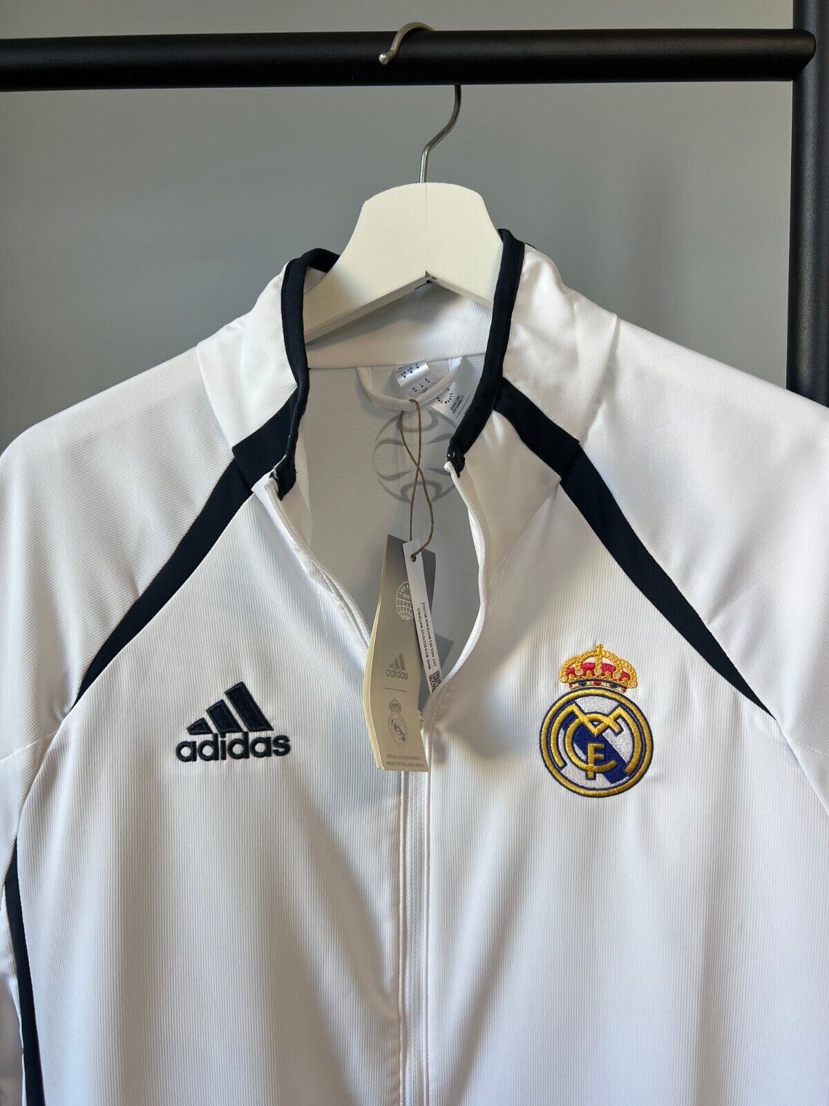 Real Madrid Teamgeist Jacket 2006 x 2021 White Soccer Adidas HA2537 Mens Size M