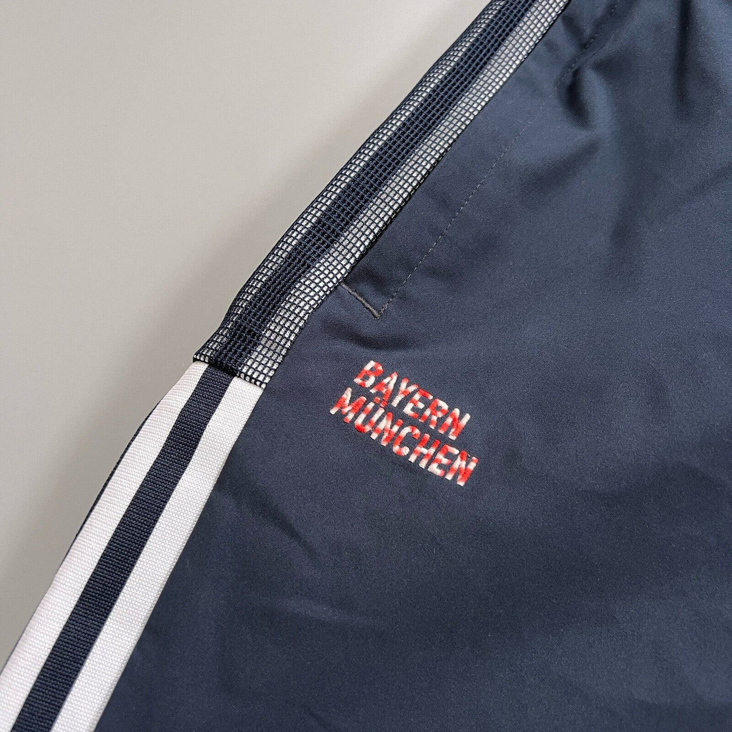 Bayern Munich Pants Woven Mens Soccer Football HG1131 Adidas Size M
