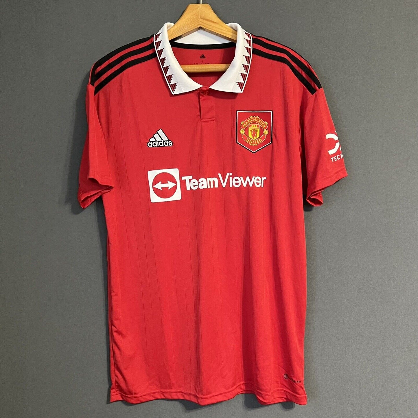 Manchester United Jersey 2022/23 Home Large Football Soccer Trikot Adidas H13881