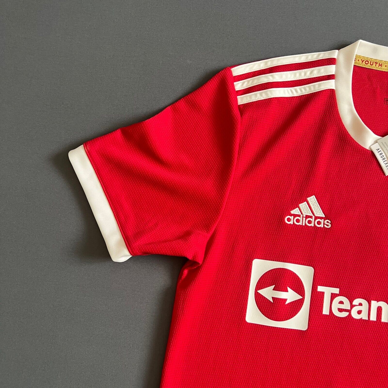 Lindelof Manchester United Jersey 2021/22 Home Small Mens Soccer Shirt Adidas