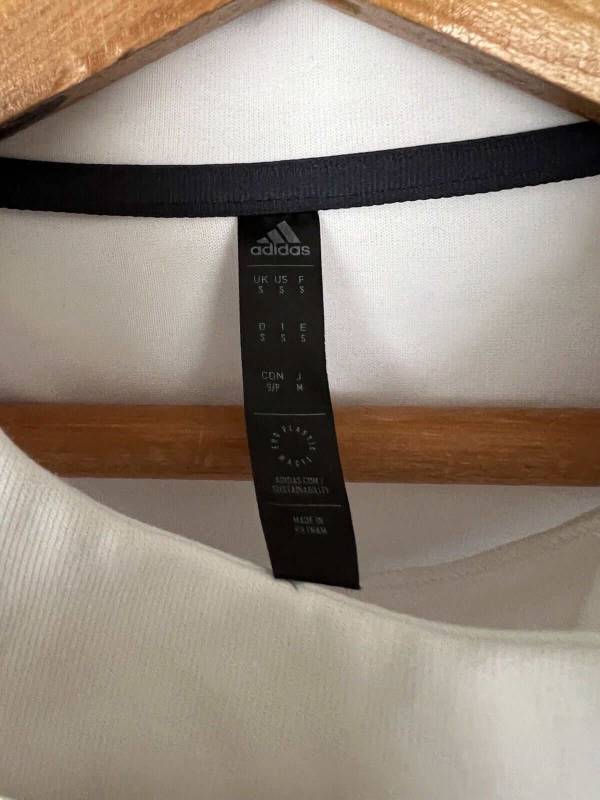 Bayern Munich Hoodie Travel 22/23 Adidas HF1349 Football Soccer Mens Size S