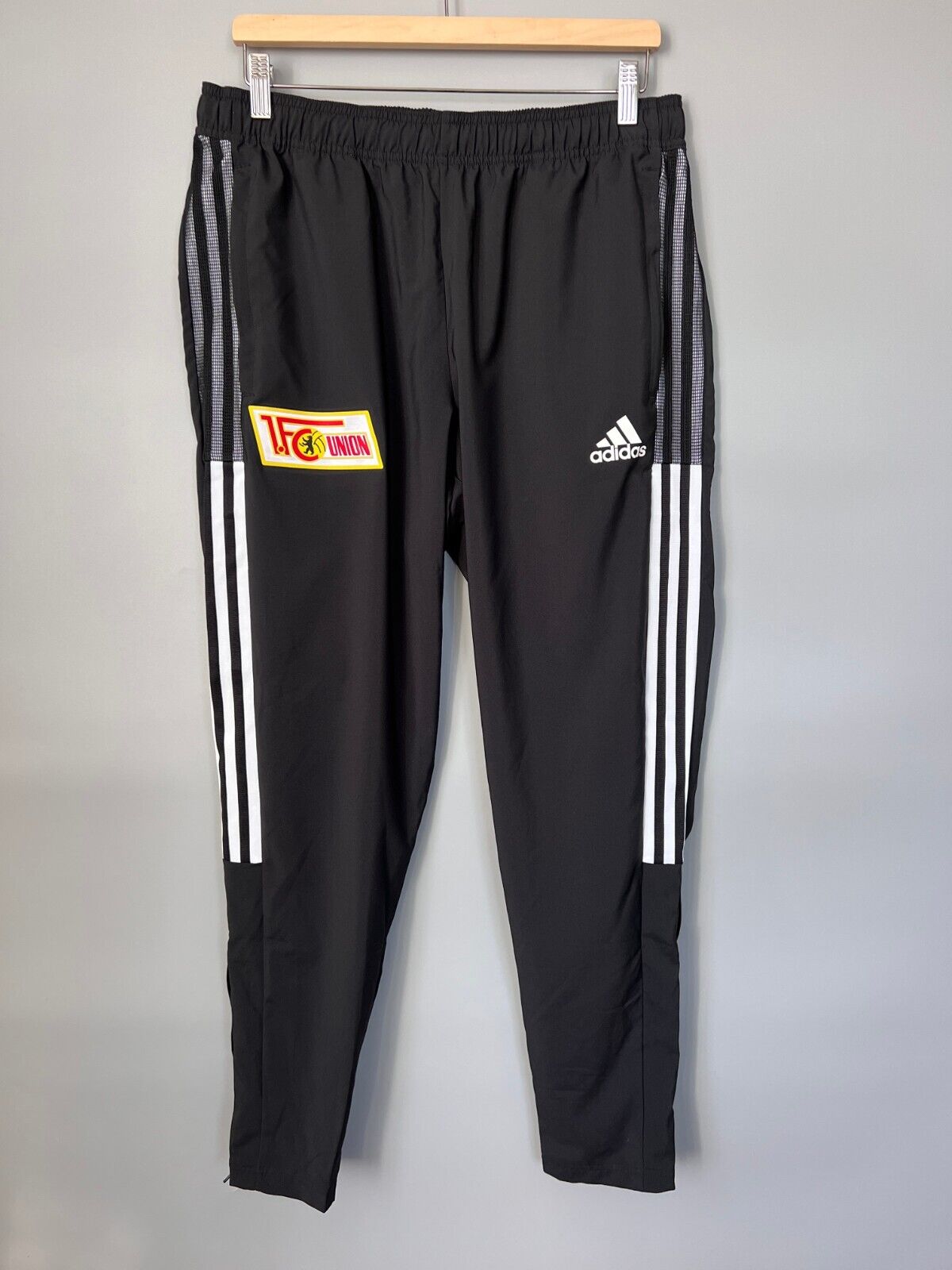 1. FC Union Berlin Tiro 21 Woven Pants Football Soccer Adidas Mens Size L