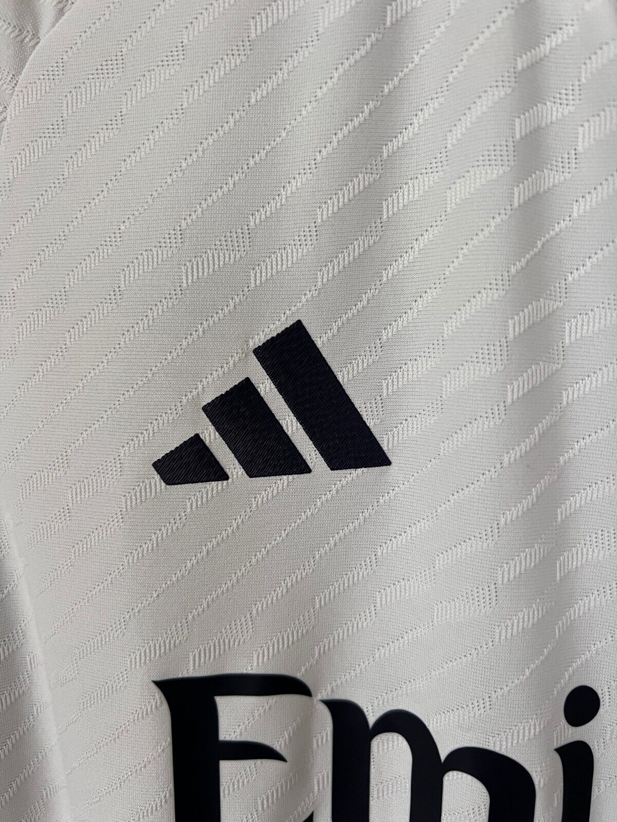 Real Madrid Jersey 23/24 Home Authentic Soccer Shirt IA5139 Adidas Mens Size M