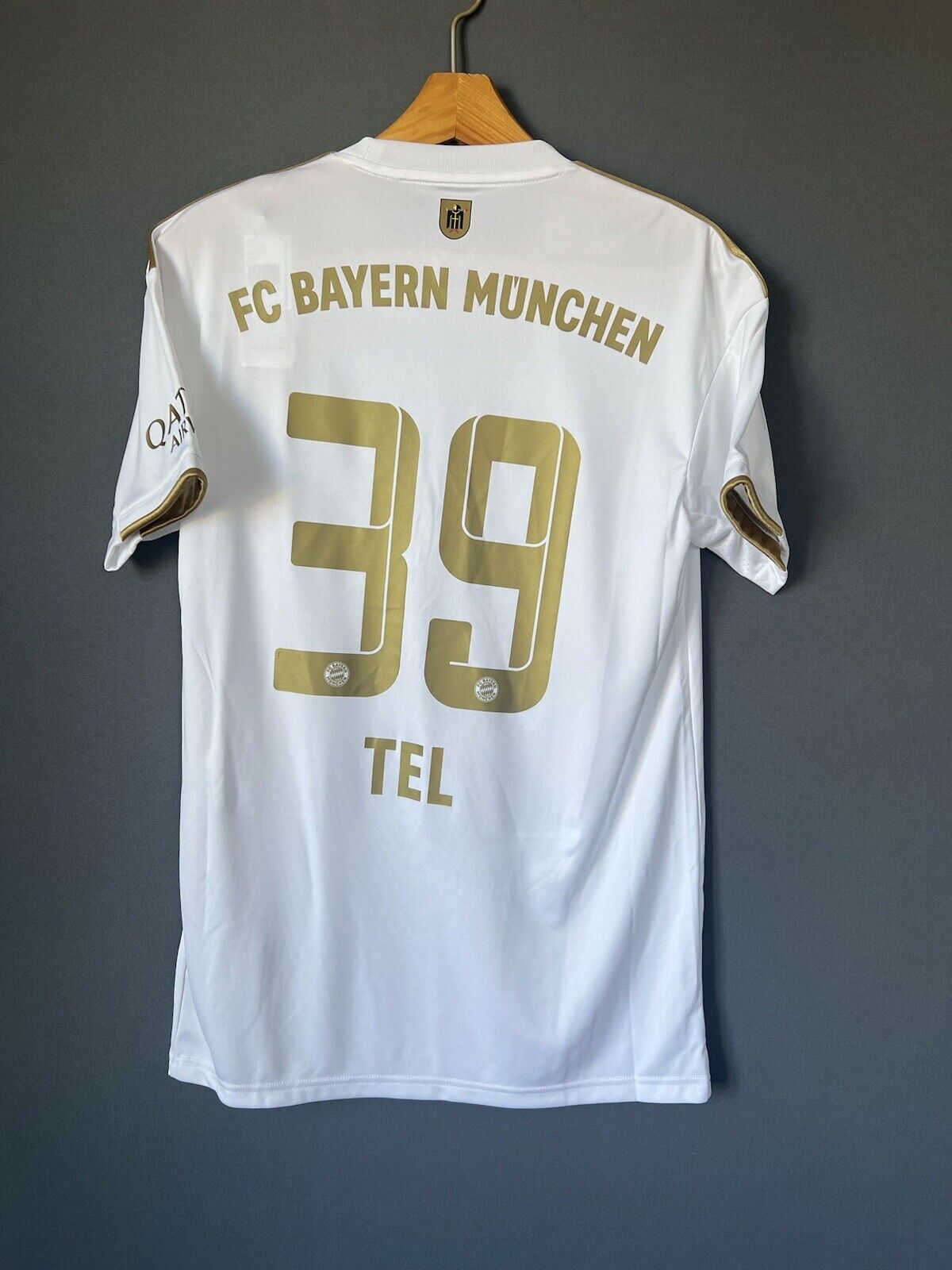 Bayern Munich Jersey 2022-23 Away Small Mens Soccer Shirt HI3886 Adidas Tel #39