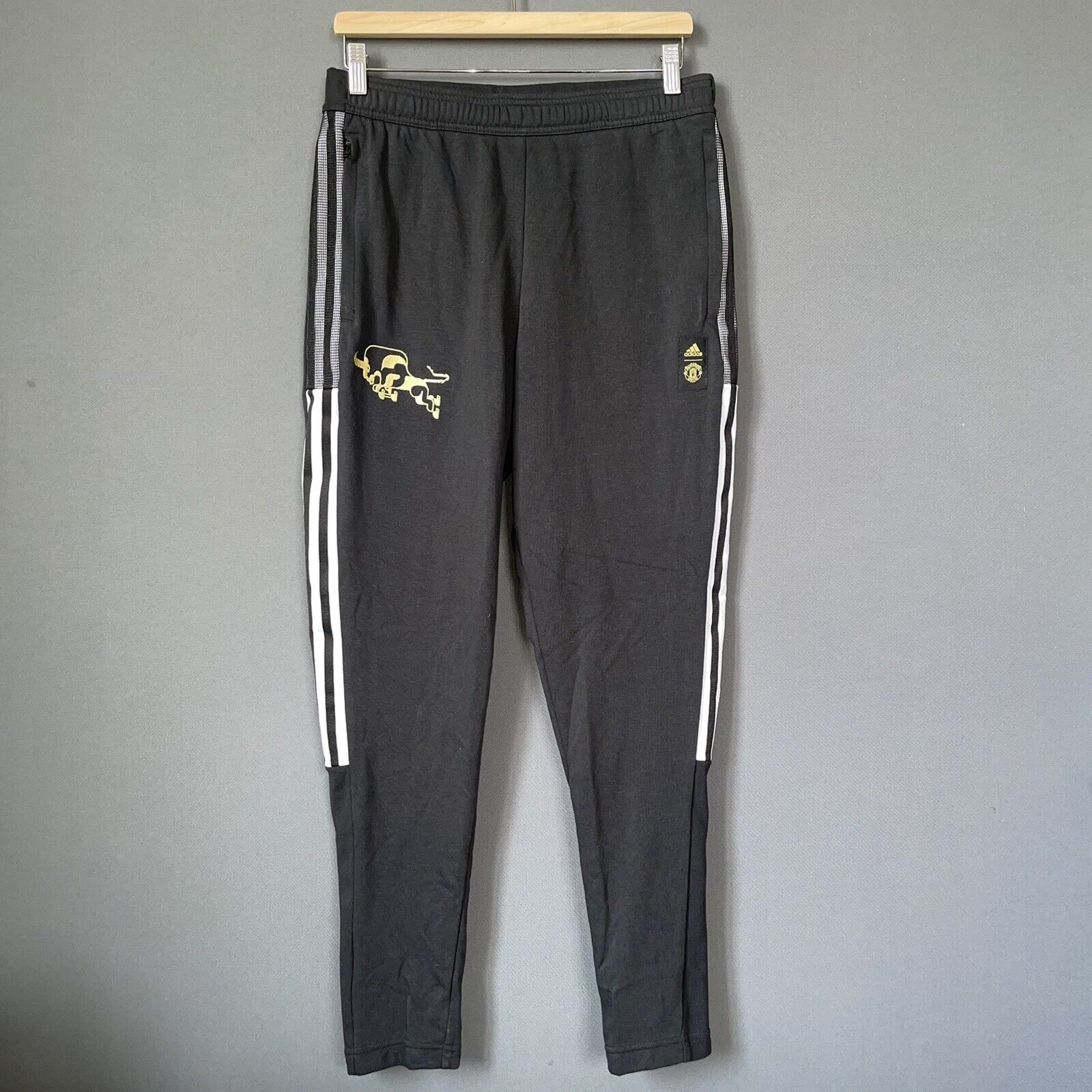 Manchester United Pants CNY Size M Adult Mens Soccer Football Adidas [GK9442]
