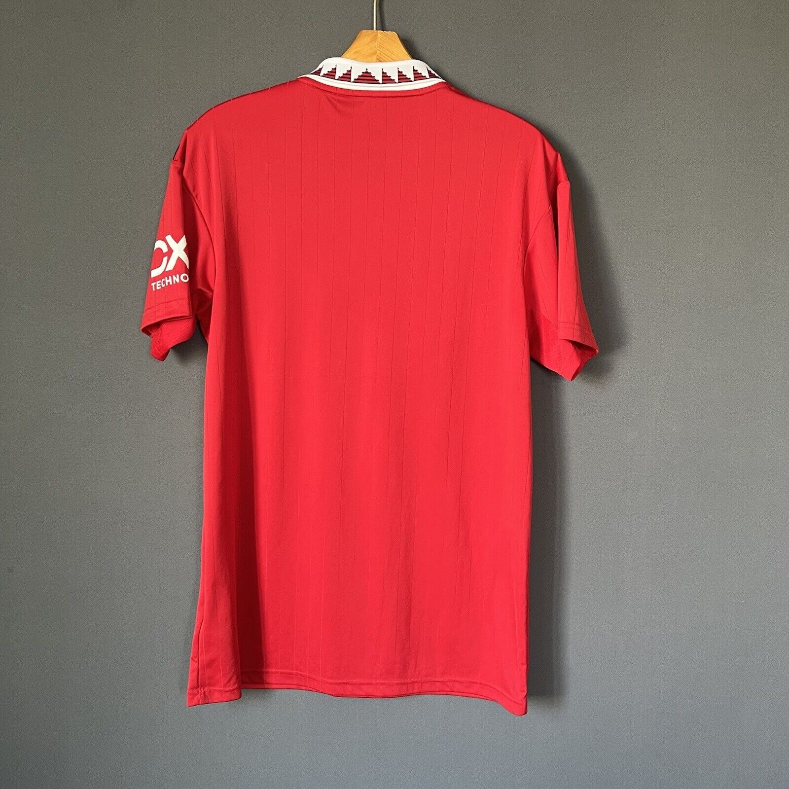Manchester United Jersey 2022-23 Home Mens Football Shirt Medium H13881 Adidas