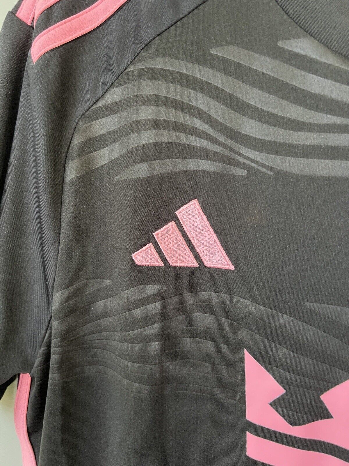 Messi Inter Miami Jersey 23/24 Away Soccer Shirt JE9744 Adidas Mens Size M