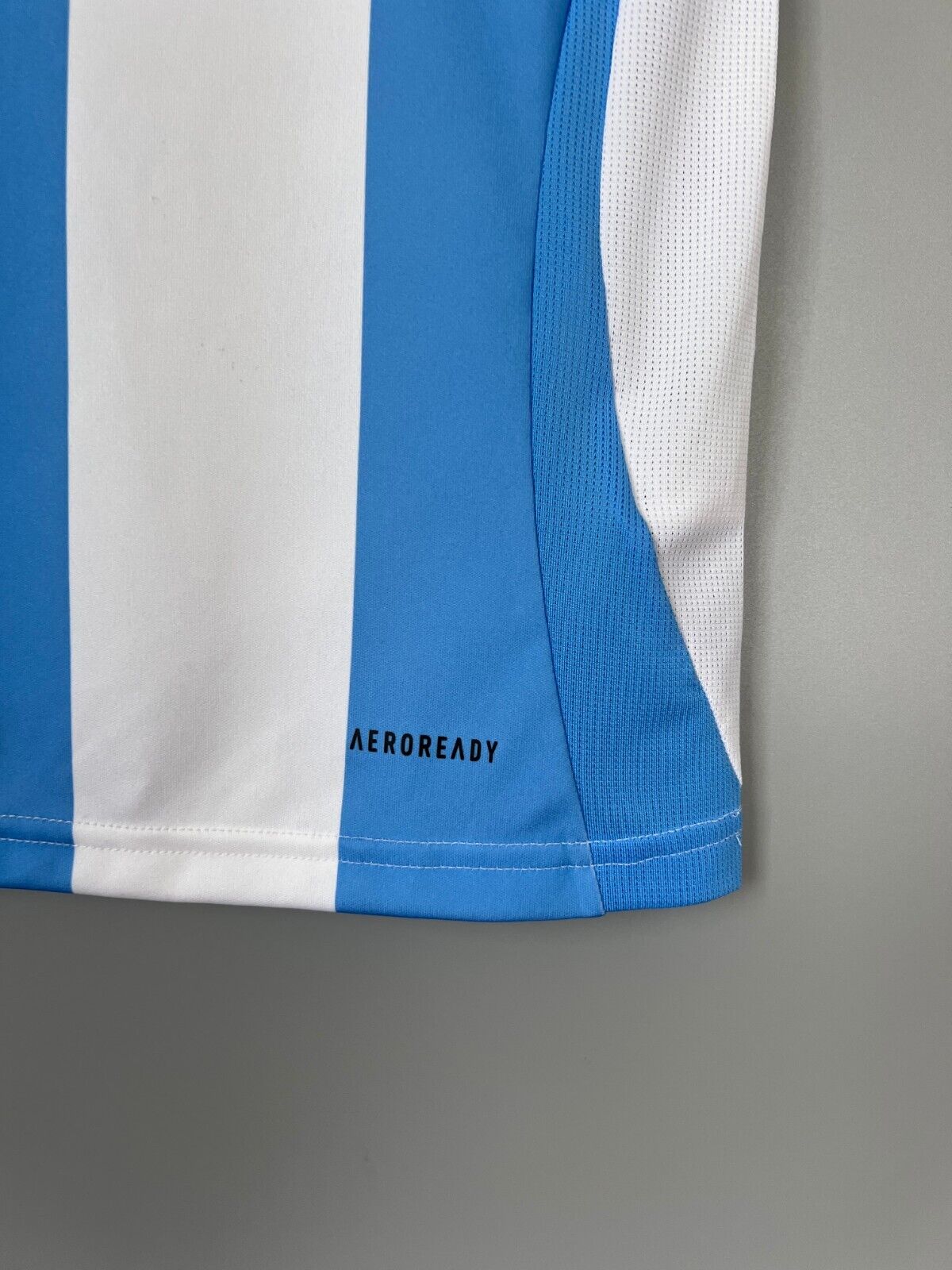 Argentina Jersey 2024-25 Home Soccer Football Shirt IP8387 Adidas Boys Size M