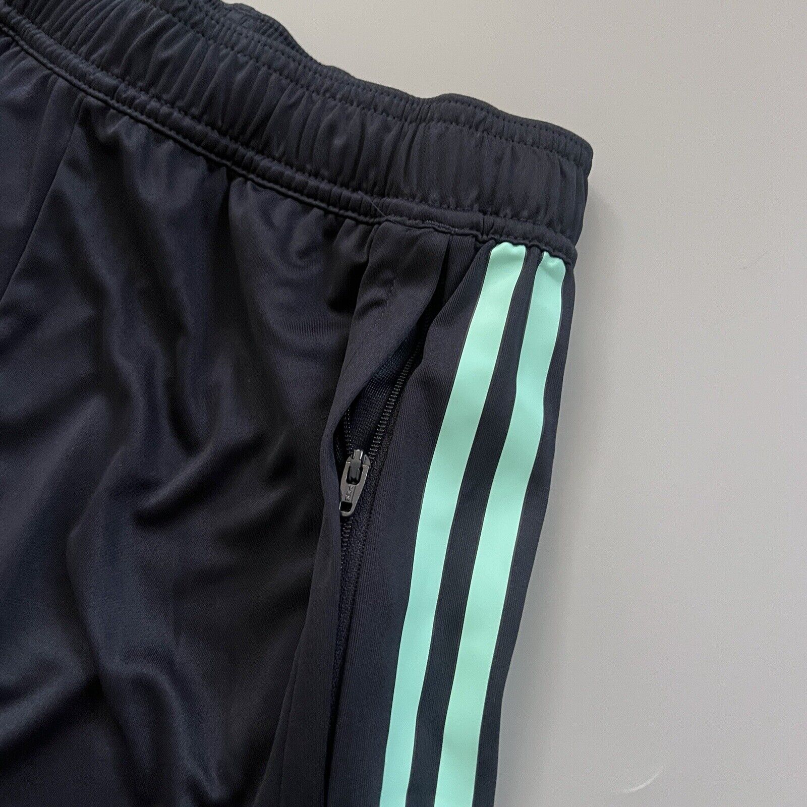 Inter Miami CF Shorts 23/24 Training Mens Soccer Football Zipped pockets Adidas