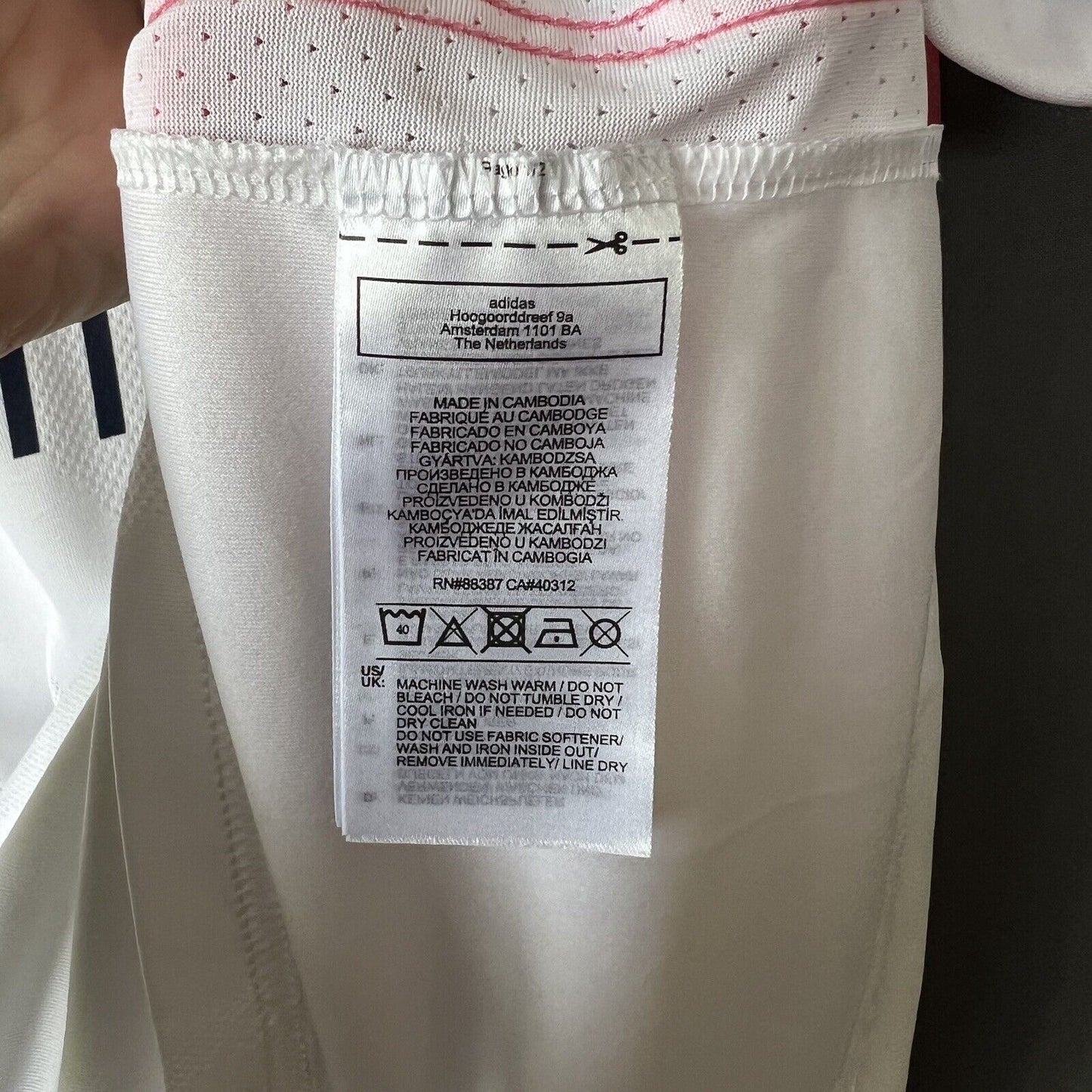 REAL MADRID JERSEY 2020/21 HOME SIZE SMALL SOCCER FOOTBALL ADIDAS FM4735