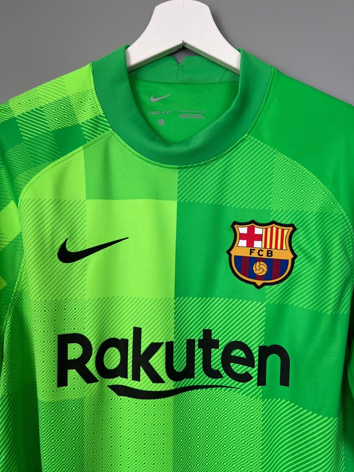 FC Barcelona Jersey 21/22 Goalkeeper Soccer Shirt CV7870-330 Nike Mens Size L