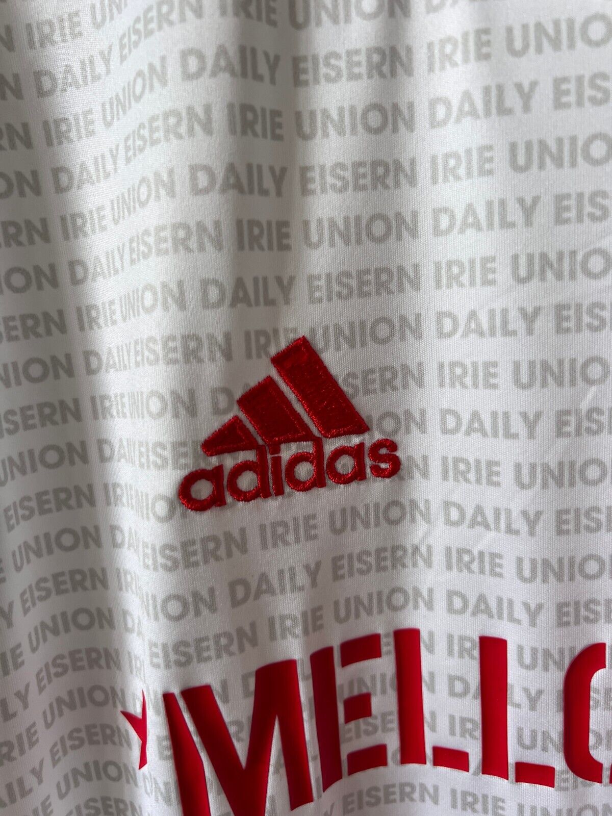 1. FC Union Berlin 22/23 Adidas Football Jersey - Men's Size S Fourth Kit
