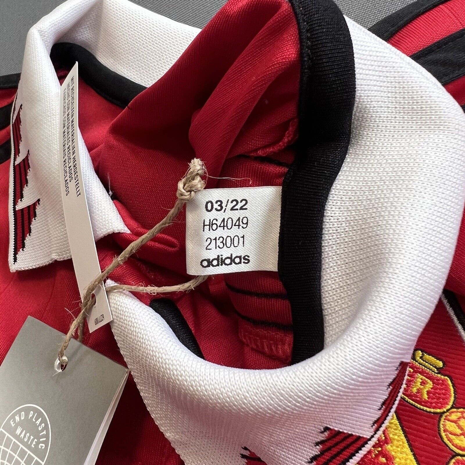 Eriksen Manchester United Jersey 22-23 Home Size S Boys Football Shirt Adidas