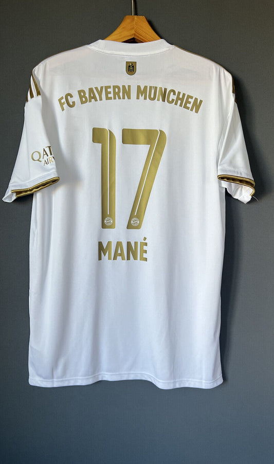 Bayern Munich Jersey 2022-2023 Away Large Mens Soccer Shirt Adidas Mane #17