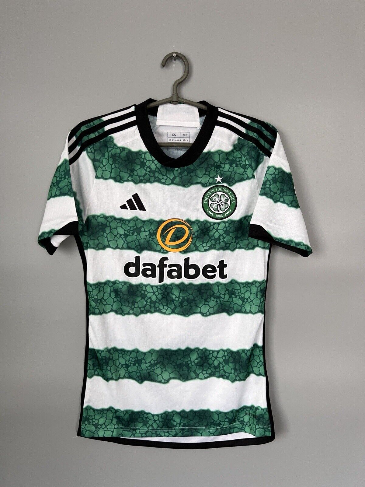 Celtic Jersey Home 23/24 Mens Soccer Football Shirt Adidas HY3343 Size XS