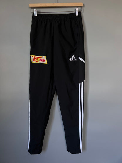 1. FC Union Berlin CON22 Presentation Pants Football Soccer Adidas Mens Size XS
