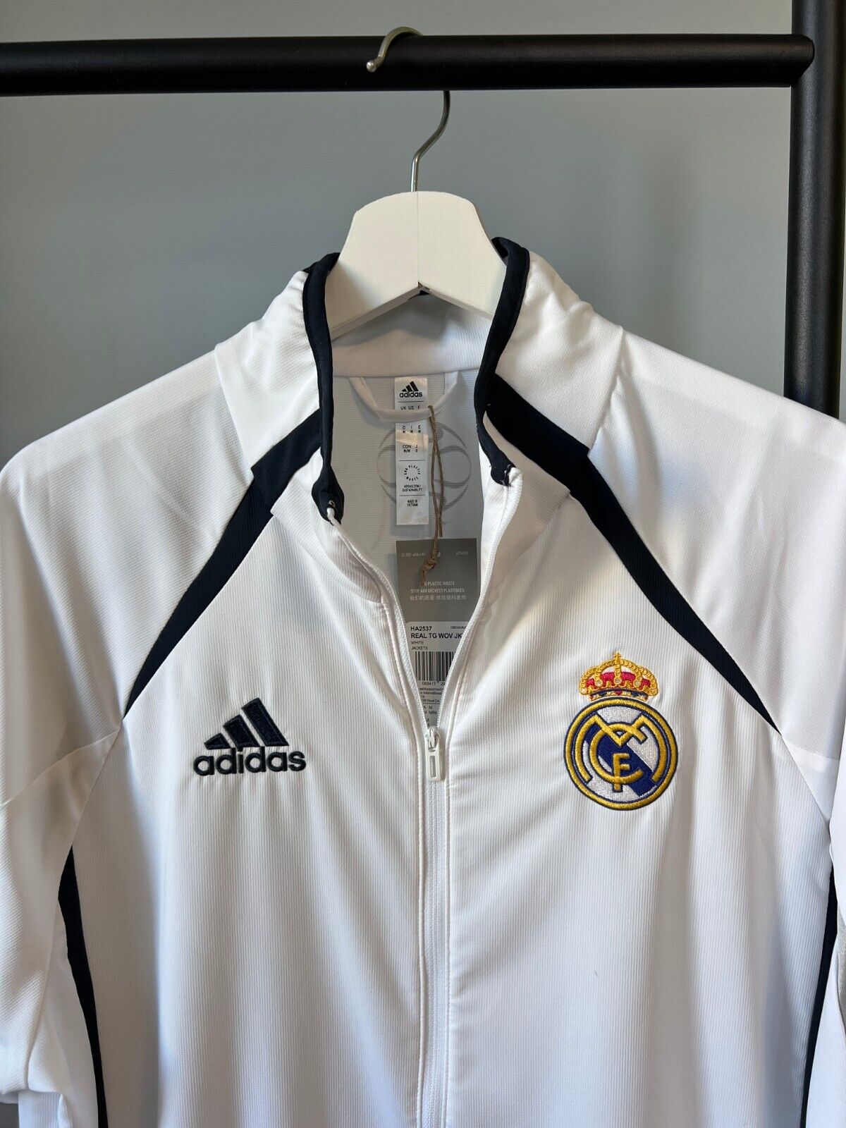 Real Madrid Teamgeist Jacket 2006 x 2021 White Soccer Adidas HA2537 Mens Size M