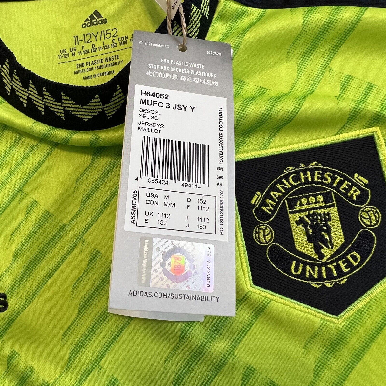 Fernandes Manchester United Jersey 22-23 Third Size M Boys Football Shirt Adidas