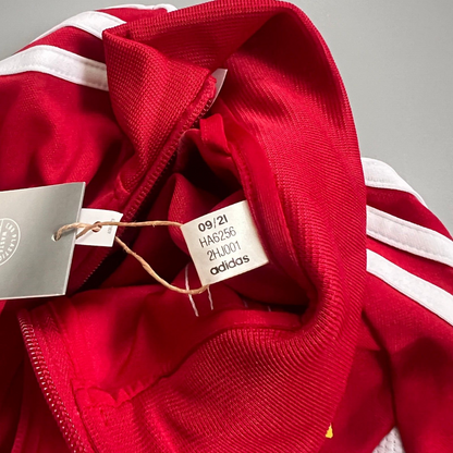 1. FC Union Berlin Jacket Condivo 22 Red Football Soccer Adidas Boys Size S
