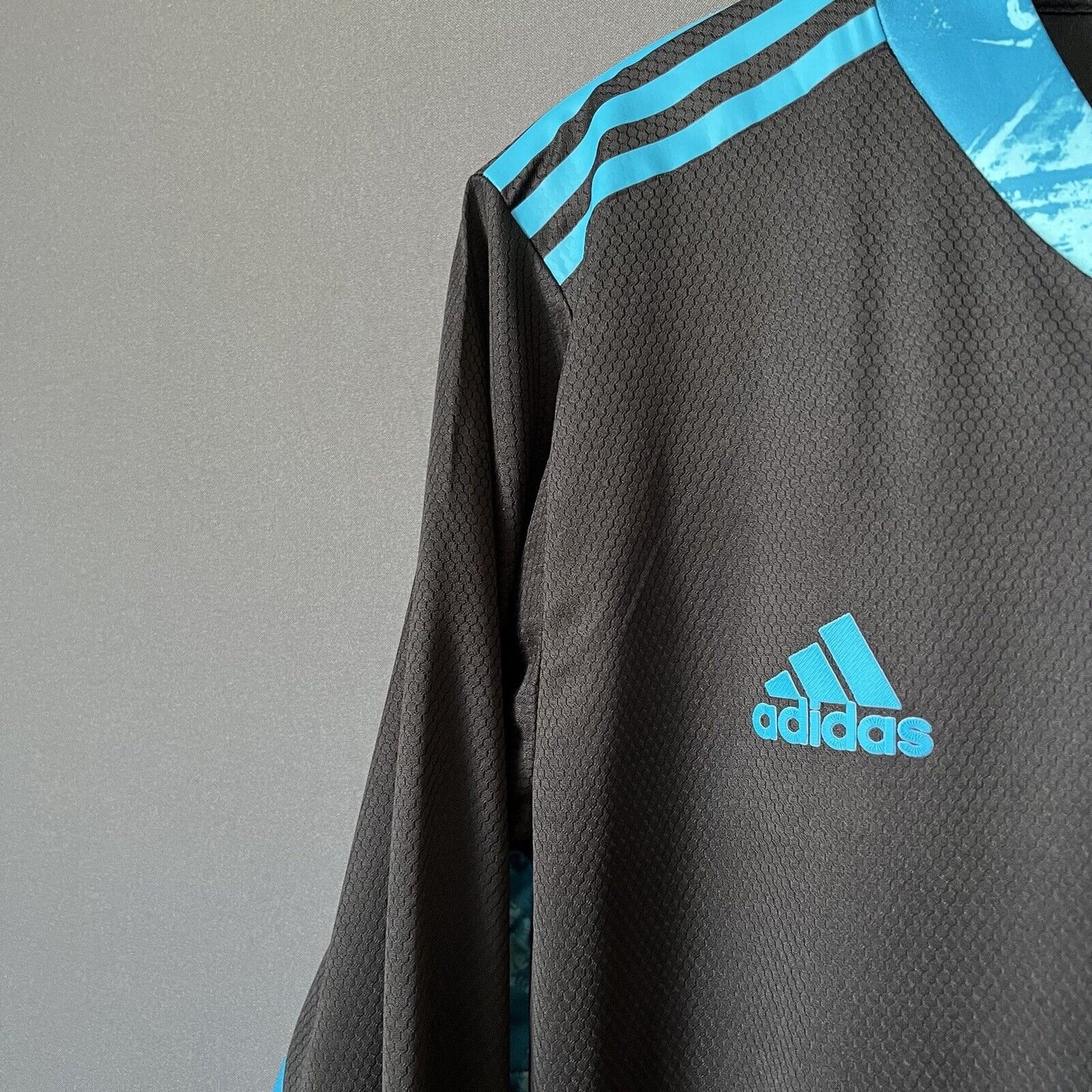 Adidas 1. FC Union Berlin Men's Black Long Sleeve Jersey - Officially Licensed