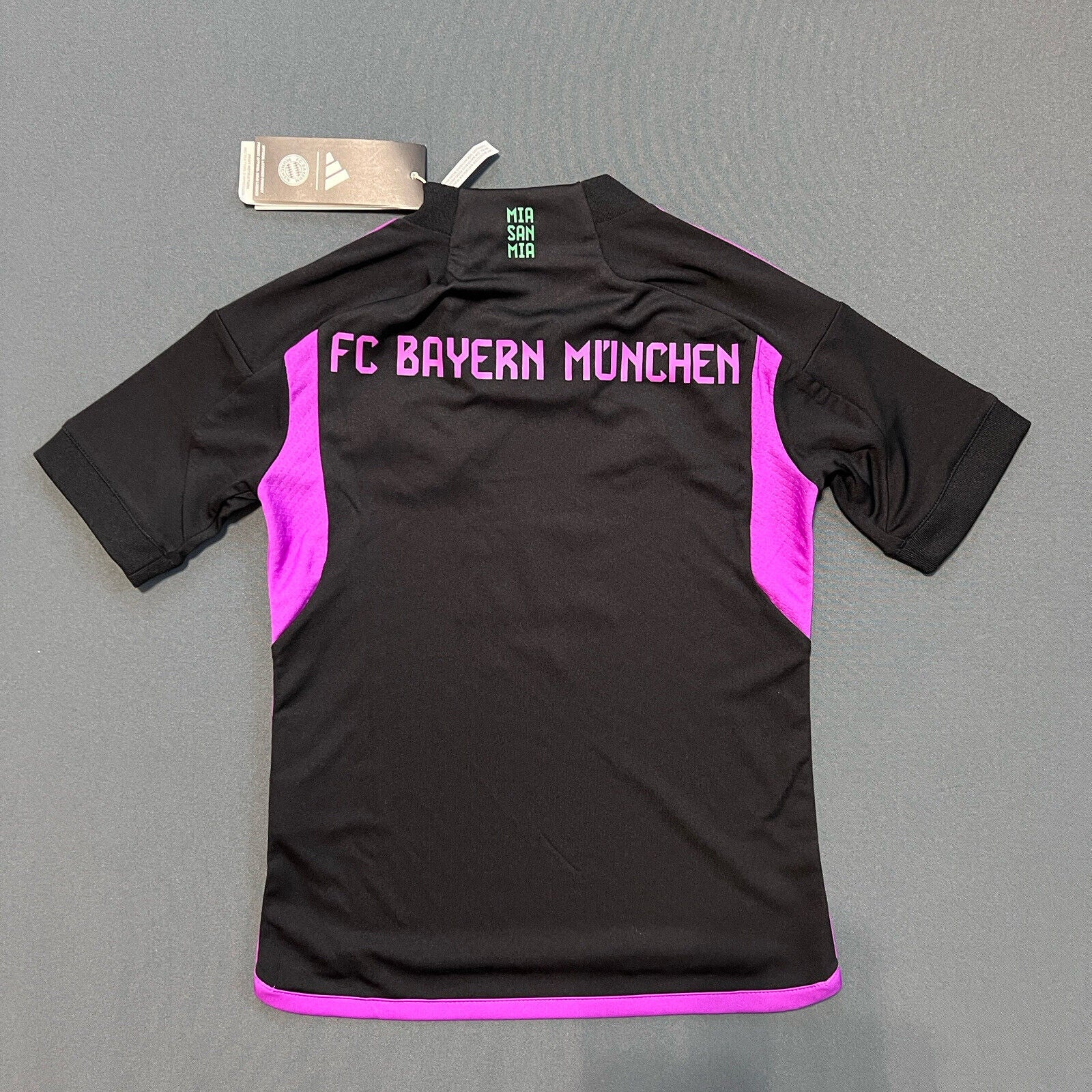 Bayern Munich Jersey 23/24 Away Soccer Shirt IB1493 Adidas Size XS Boys
