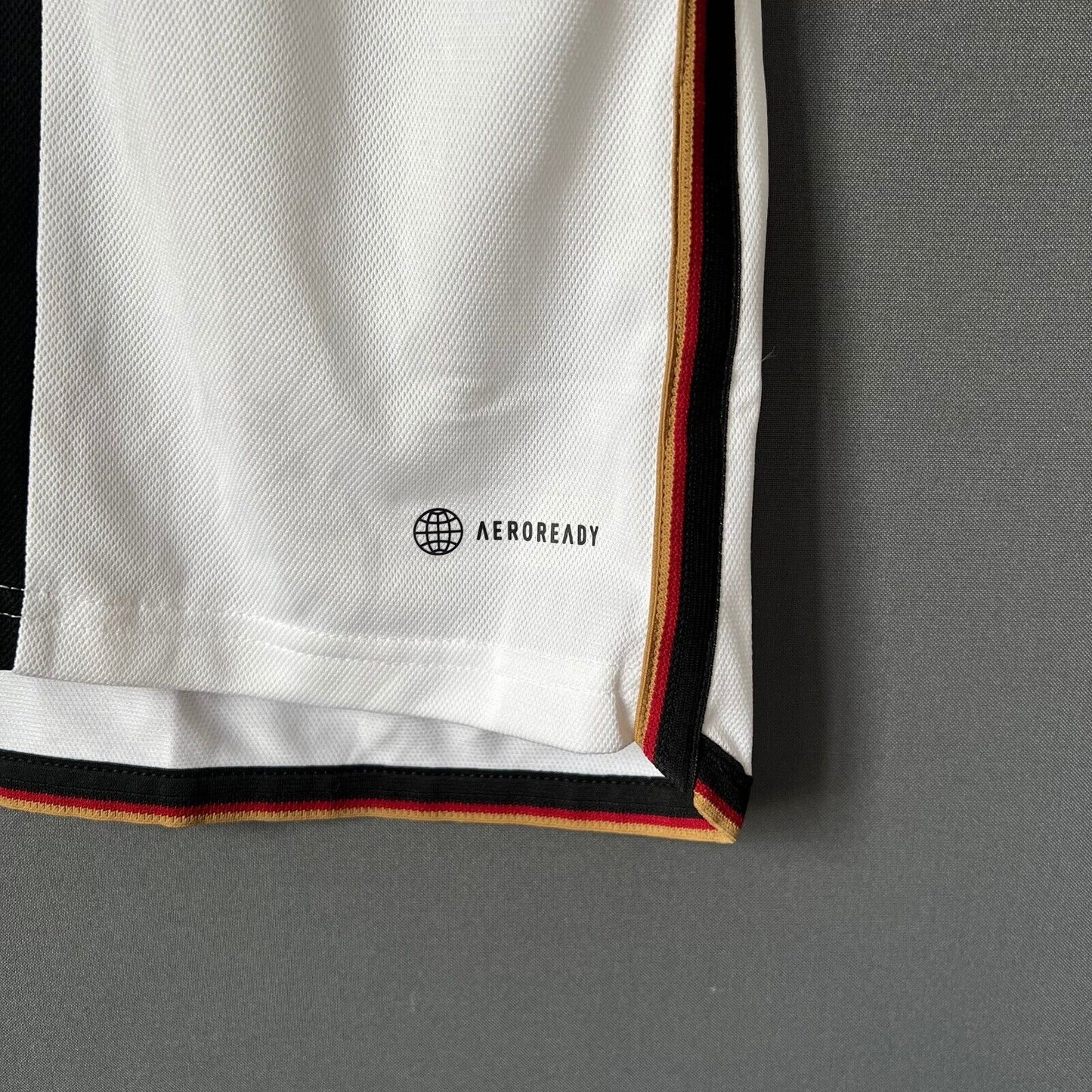 Sane Germany Jersey 2022 Home Size M Mens Football Shirt HJ9606 Adidas