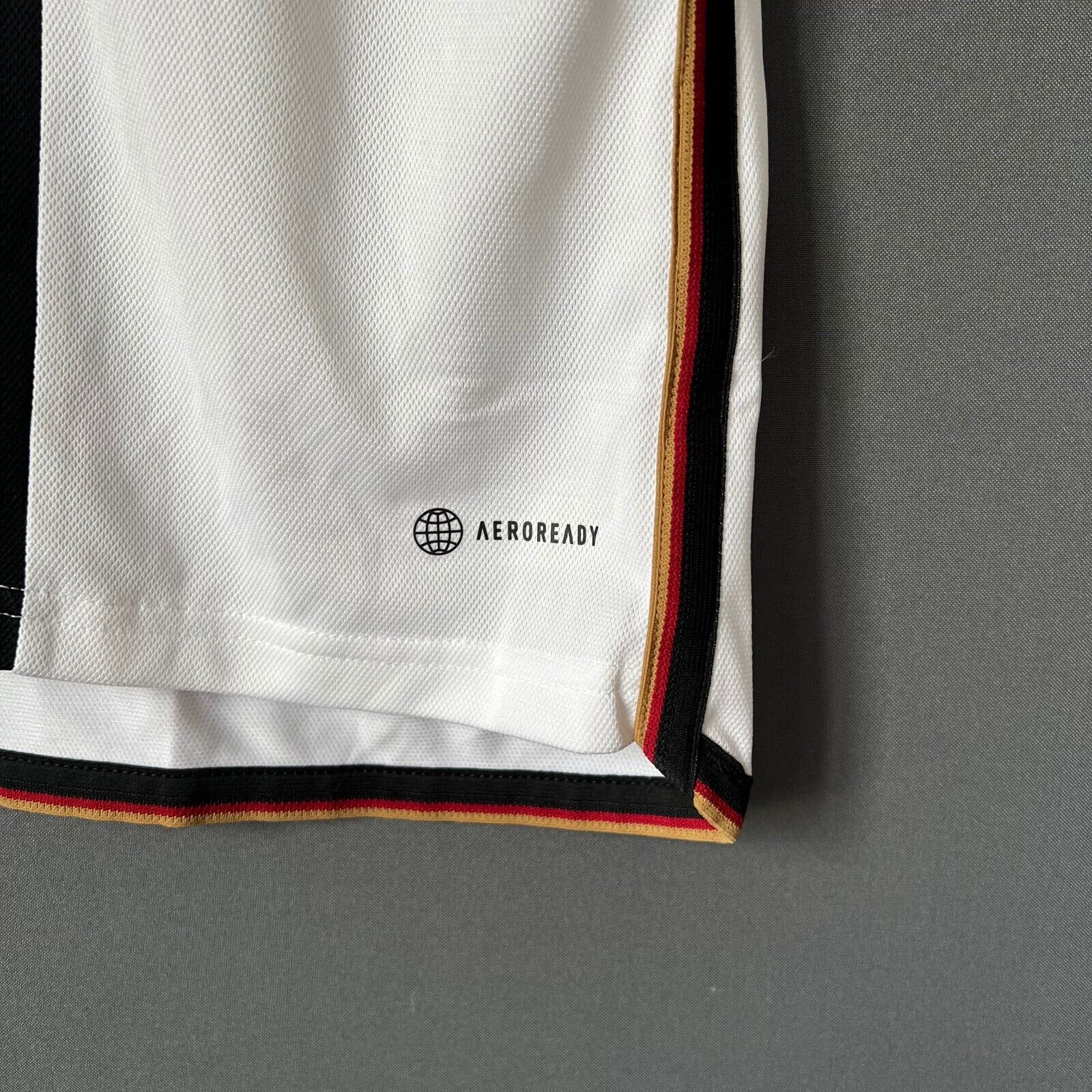 Sane Germany Jersey 2022 Home Size M Mens Football Shirt HJ9606 Adidas