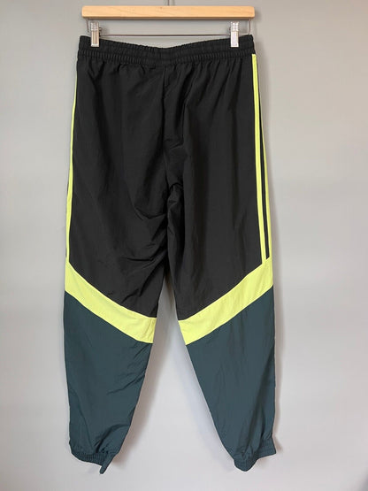 Manchester United Woven Track Pants Football Soccer Adidas IP9191 Mens Size M