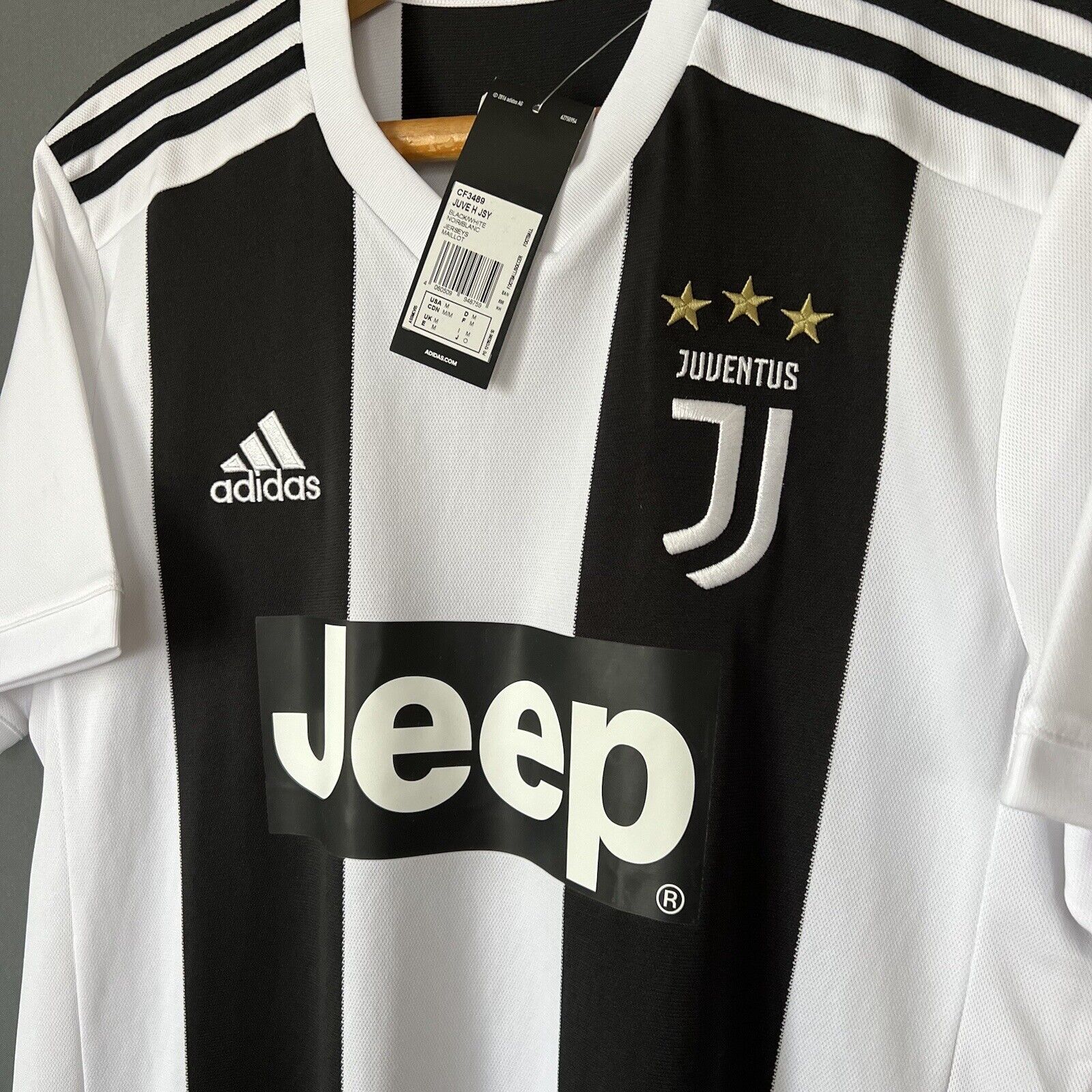 Khedira Juventus Jersey 2018/2019 Home Mens Football Shirt Medium CF3489 Adidas