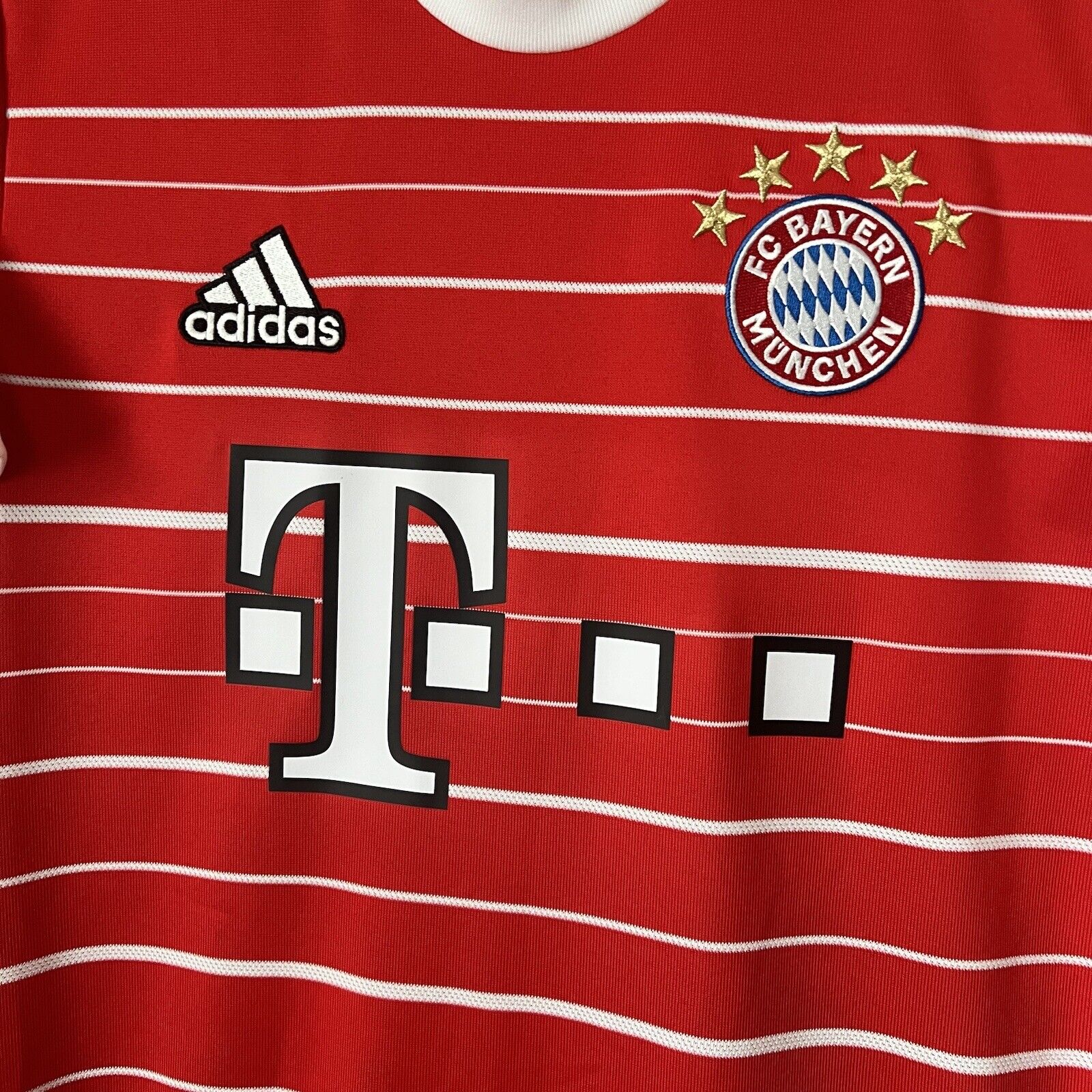 Bayern Munich Jersey 2022/2023 Home Small Mens Soccer Shirt H39900 Adidas