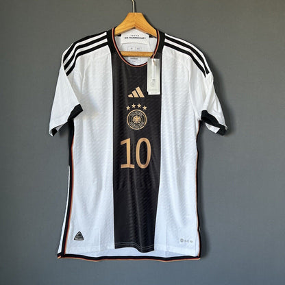 Gnabry Germany Jersey 2022 Home Authentic Medium Mens Football Shirt Adidas