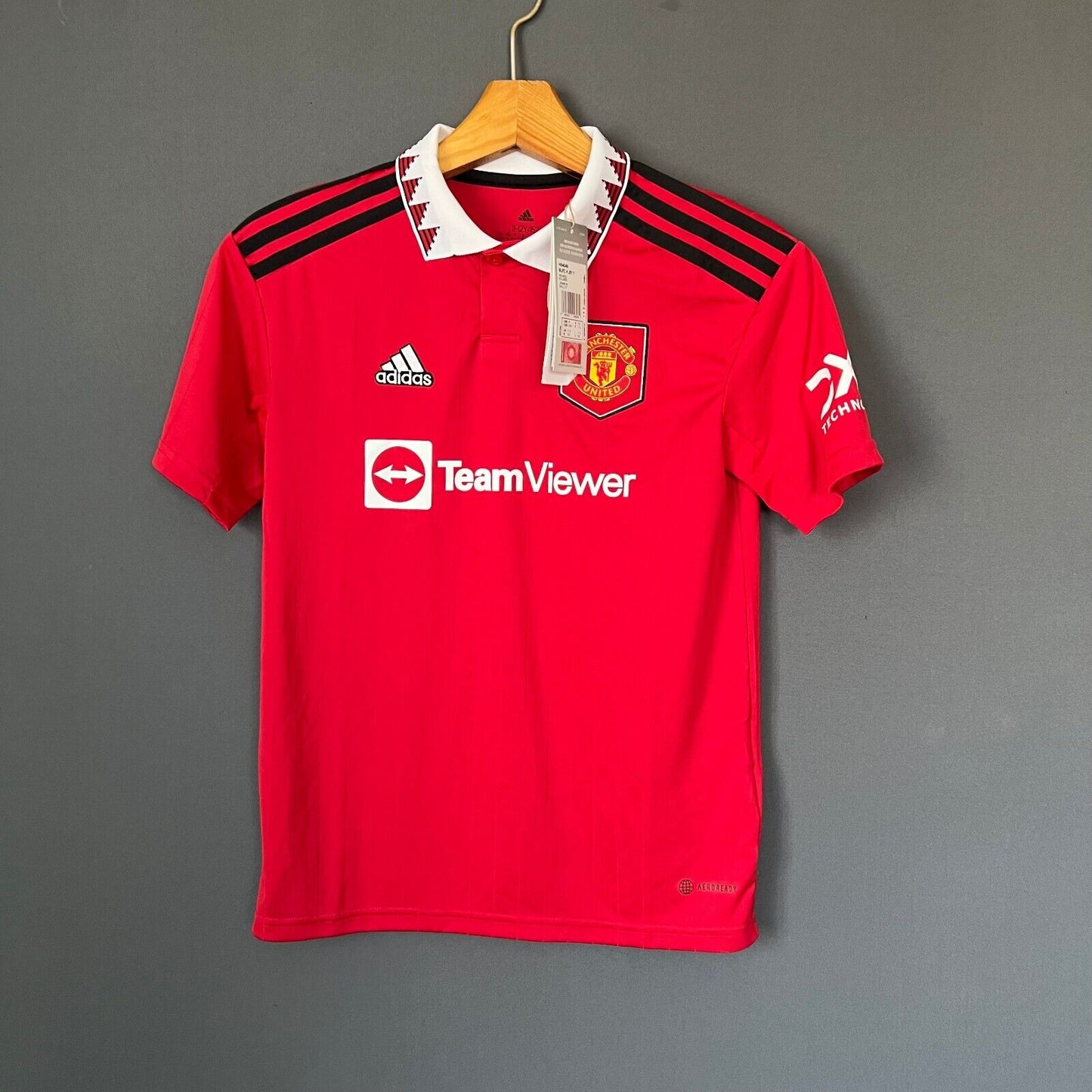 Manchester United 2022-23 Home Size M 11-12Y Boys Soccer Football Shirt Adidas