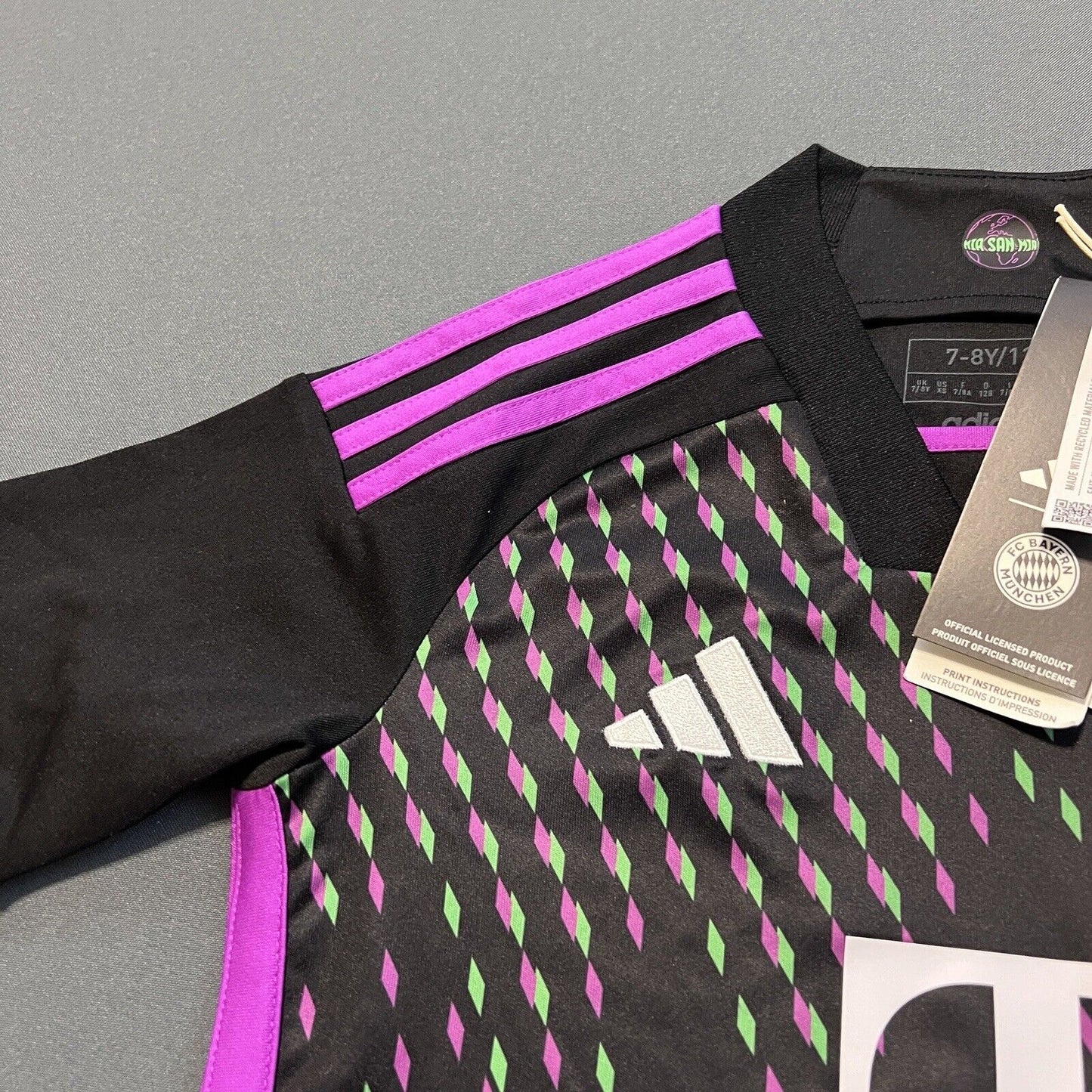 Bayern Munich Jersey 23/24 Away Soccer Shirt IB1493 Adidas Size XS Boys