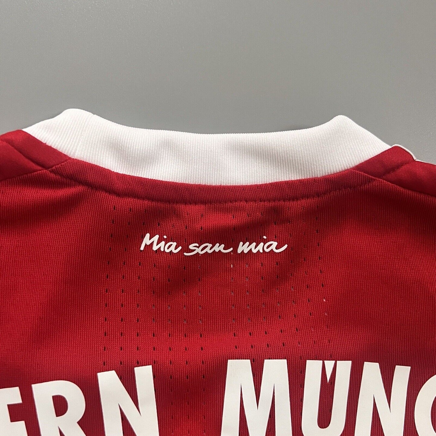 Bayern Munich Jersey 2017/18 Home Match Worn Mens Size 7 Football Shirt Adidas