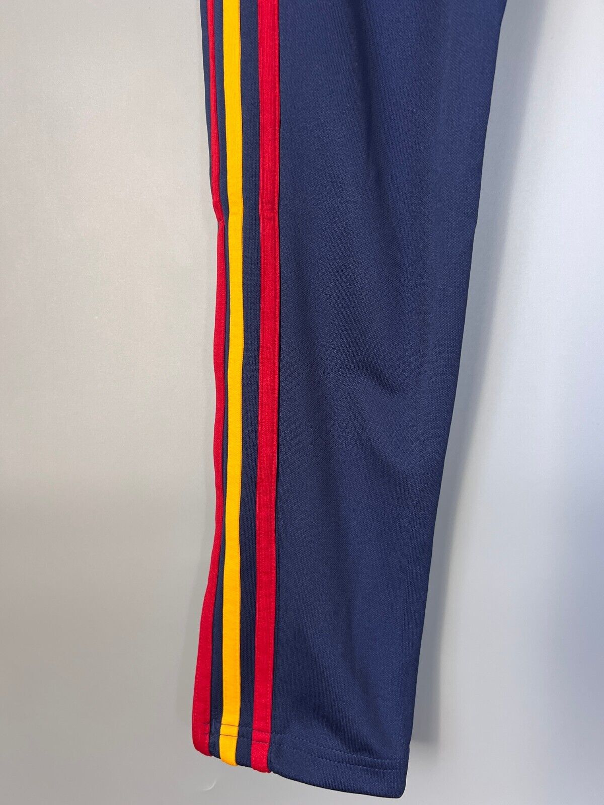 Spain Travel Pants 22/23 Blue Football Soccer Adidas HE8819 Mens Size S