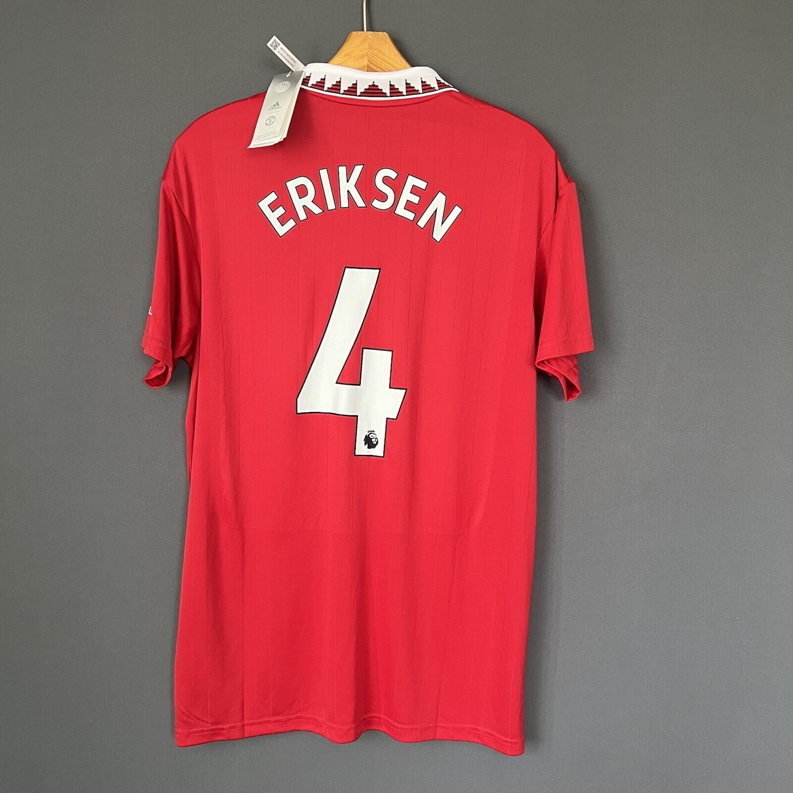 Eriksen Manchester United Jersey 22-23 Home Mens Football Shirt Size L Adidas