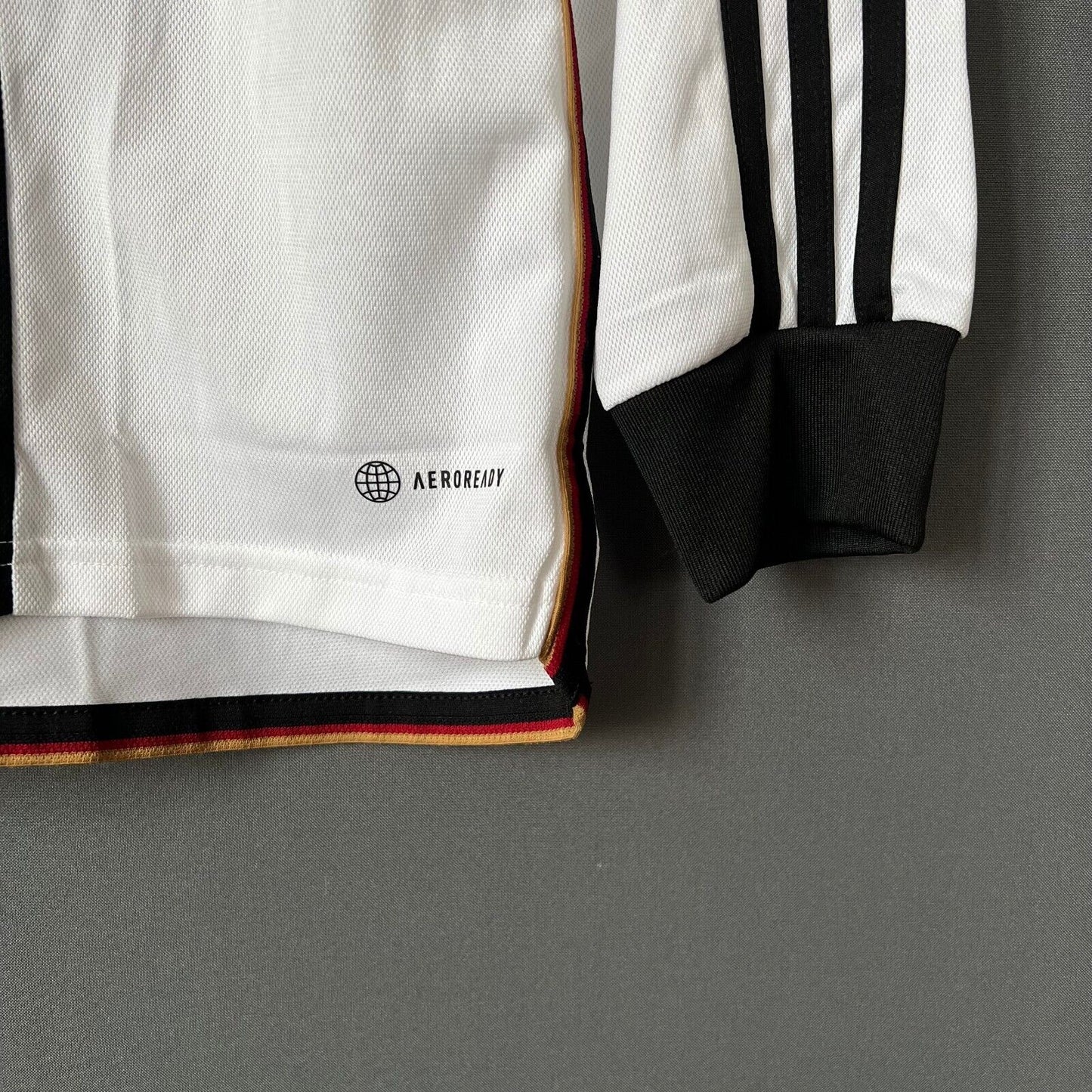 Kimmich Germany Jersey 2022 2023 Home Size M Mens Football Shirt HF1475 Adidas