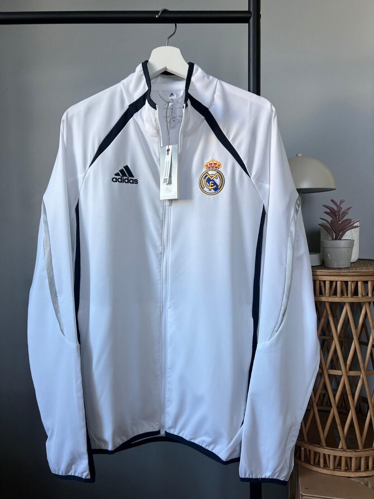 Real Madrid Teamgeist Jacket 2006 x 2021 White Soccer Adidas HA2537 Mens Size M