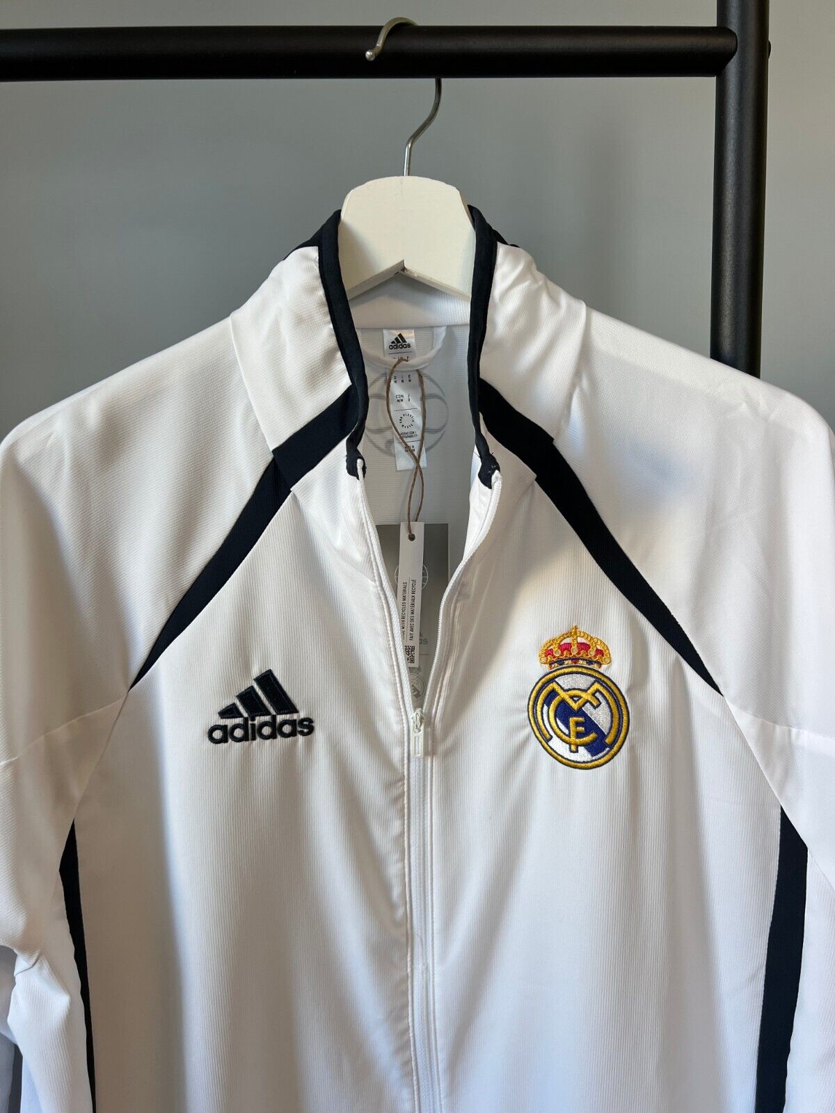Real Madrid Teamgeist Jacket 2006 x 2021 White Soccer Adidas HA2537 Mens Size M