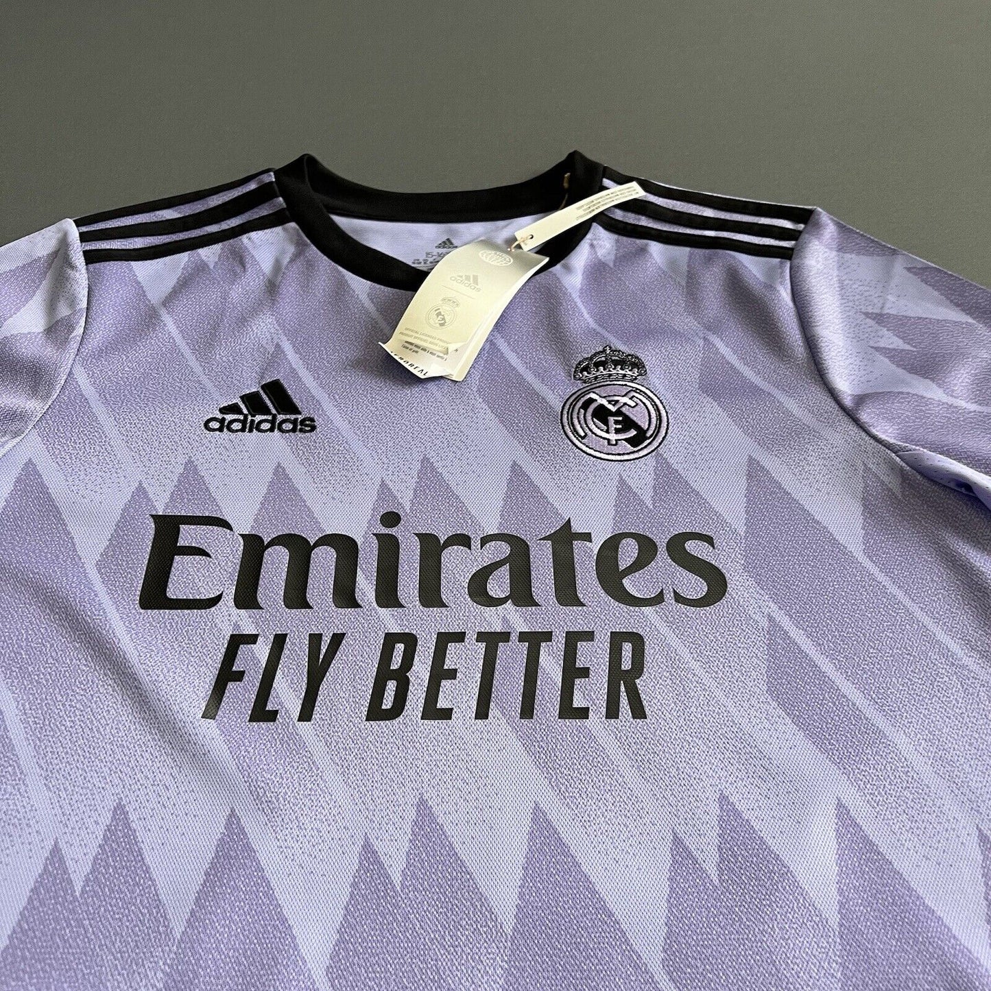 Alaba Real Madrid Jersey 2022-23 Away Size XL 15-16Y Boys Soccer Shirt Adidas