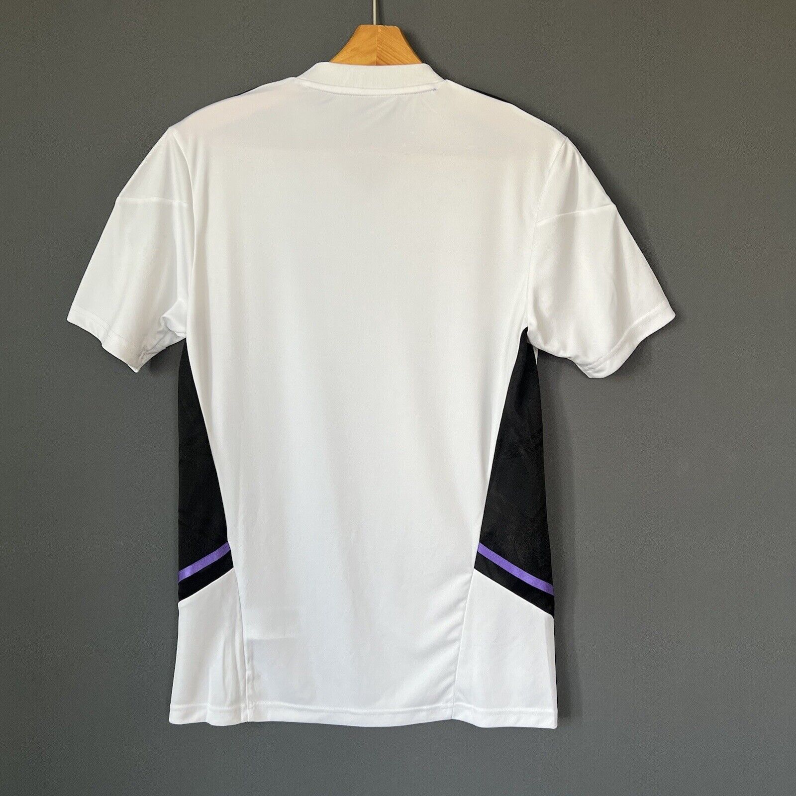 Real Madrid Jersey 2022 Training SMALL Mens Soccer Shirt HA2598 Adidas