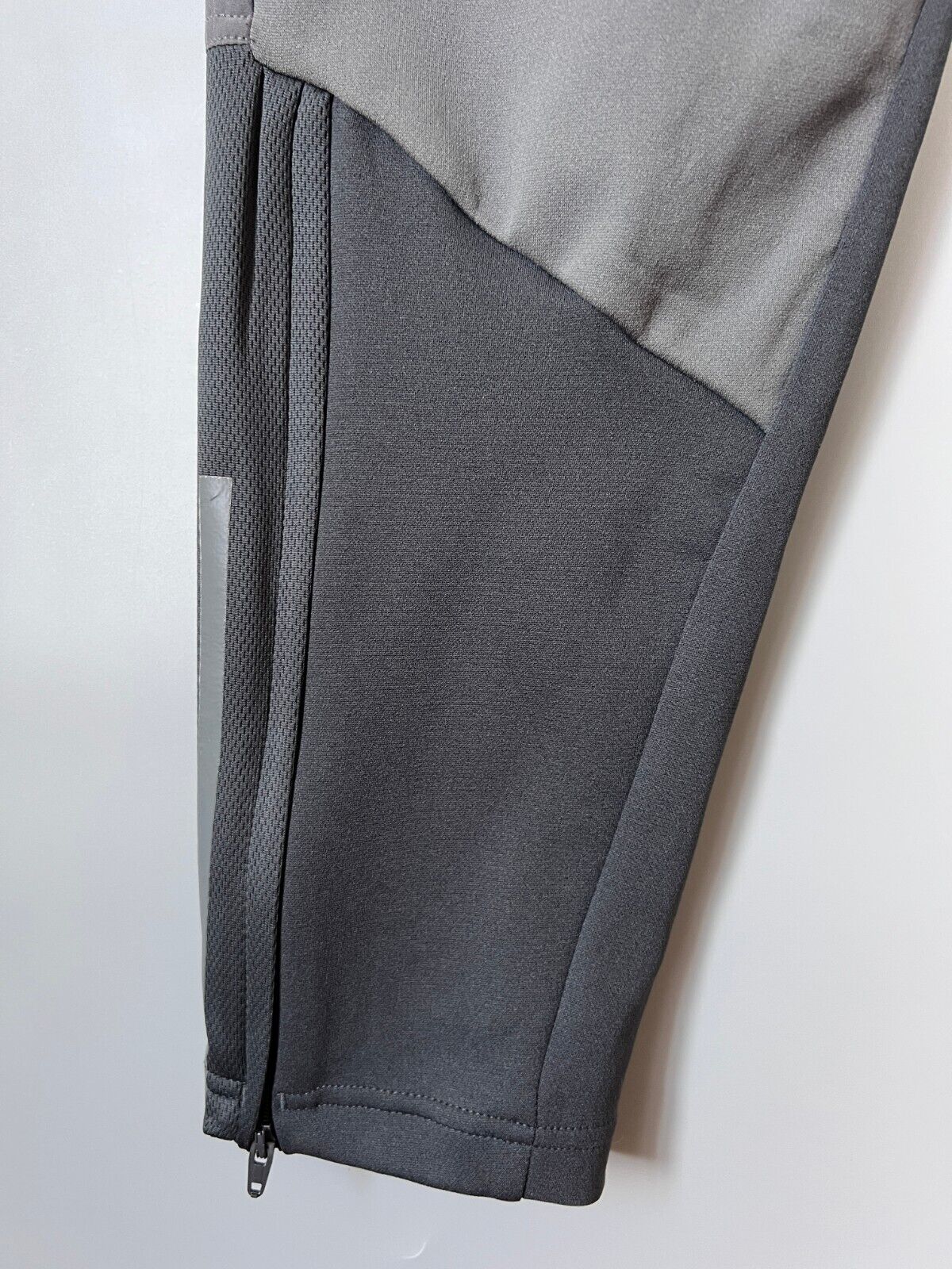 Juventus Tiro 23 Winterized Pants Football Soccer Adidas IQ4785 Mens Size XL