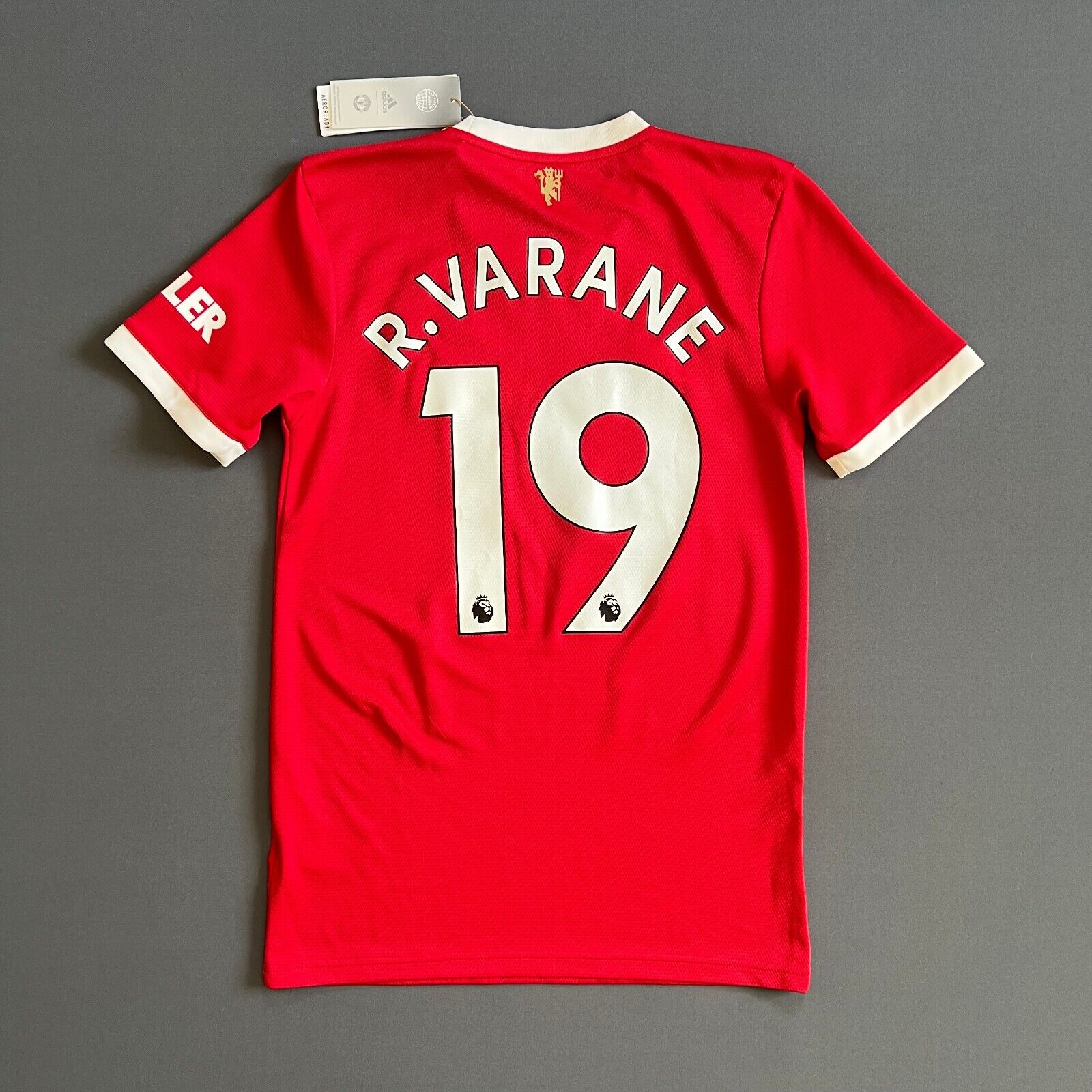 Varane Manchester United Jersey 21/22 Home Sz XS Mens H31447 Adidas Soccer Shirt