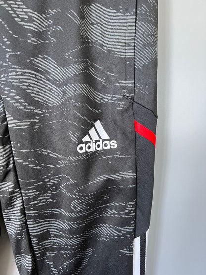 Bayern Munich Training Pants Football Soccer Adidas HF1394 Mens Size XS