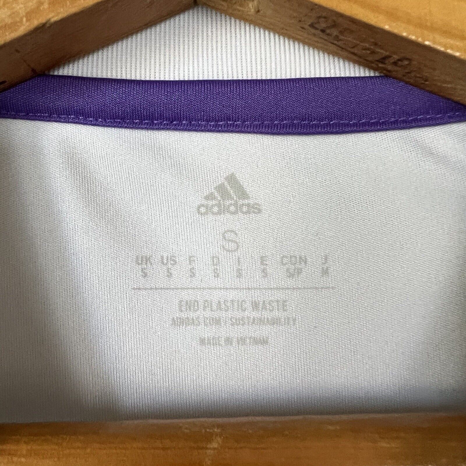 Real Madrid Jersey 2022 Training SMALL Mens Soccer Shirt HA2598 Adidas