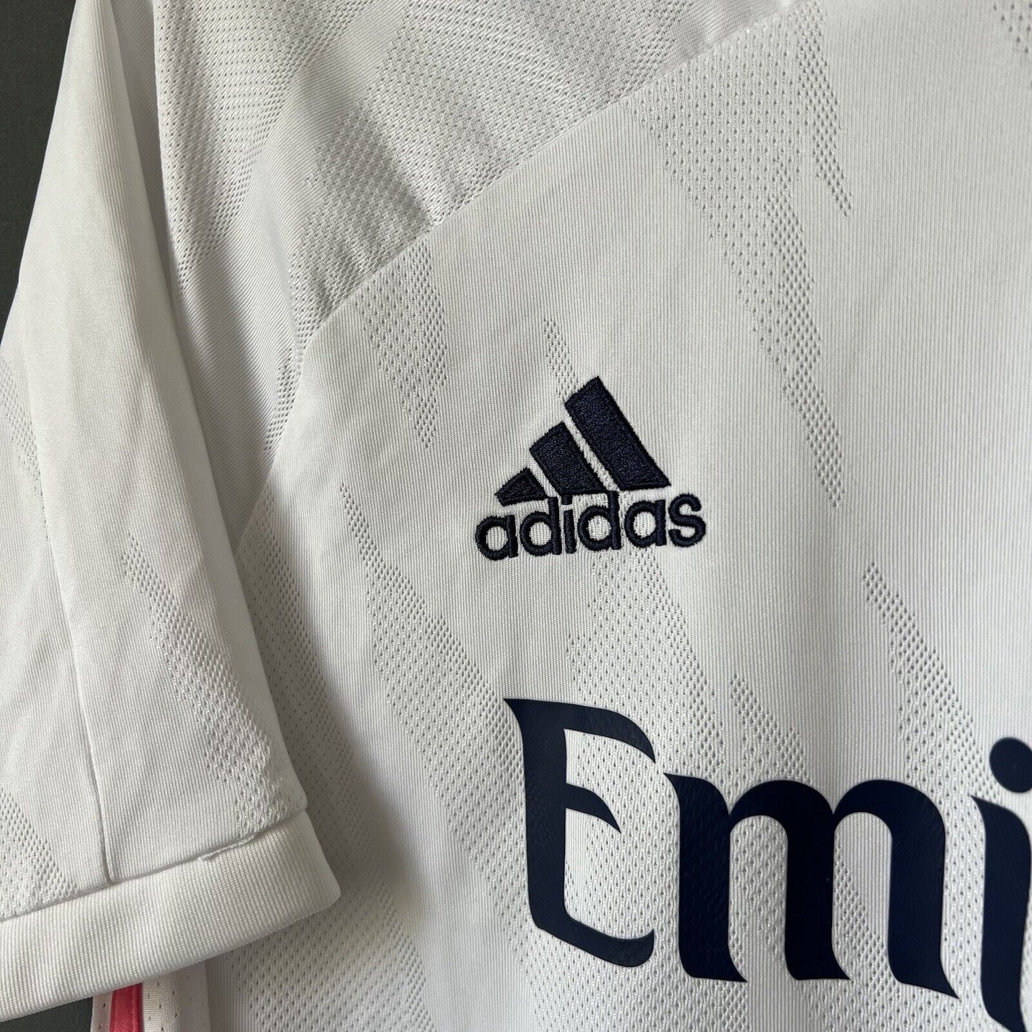 REAL MADRID JERSEY 2020/21 HOME MEDIUM SOCCER FOOTBALL ADIDAS FM4735