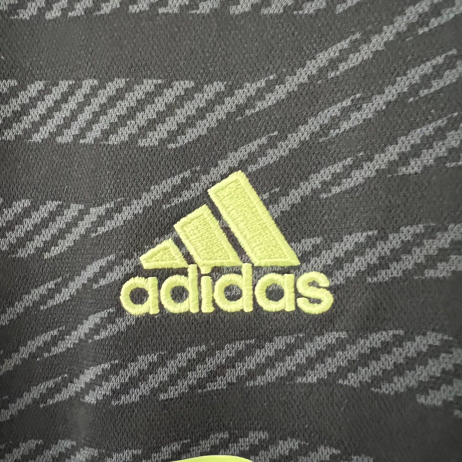 Vini Jr Real Madrid Jersey 2022-2023 Third Sz M Mens Soccer Shirt HI1656 Adidas