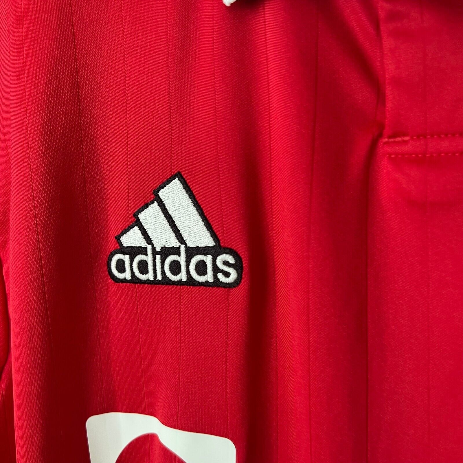 Maguiere Manchester United Jersey 2022-23 Home Mens Football Shirt Medium Adidas